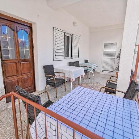 Apartments Patrick Baška Voda Екстериор снимка