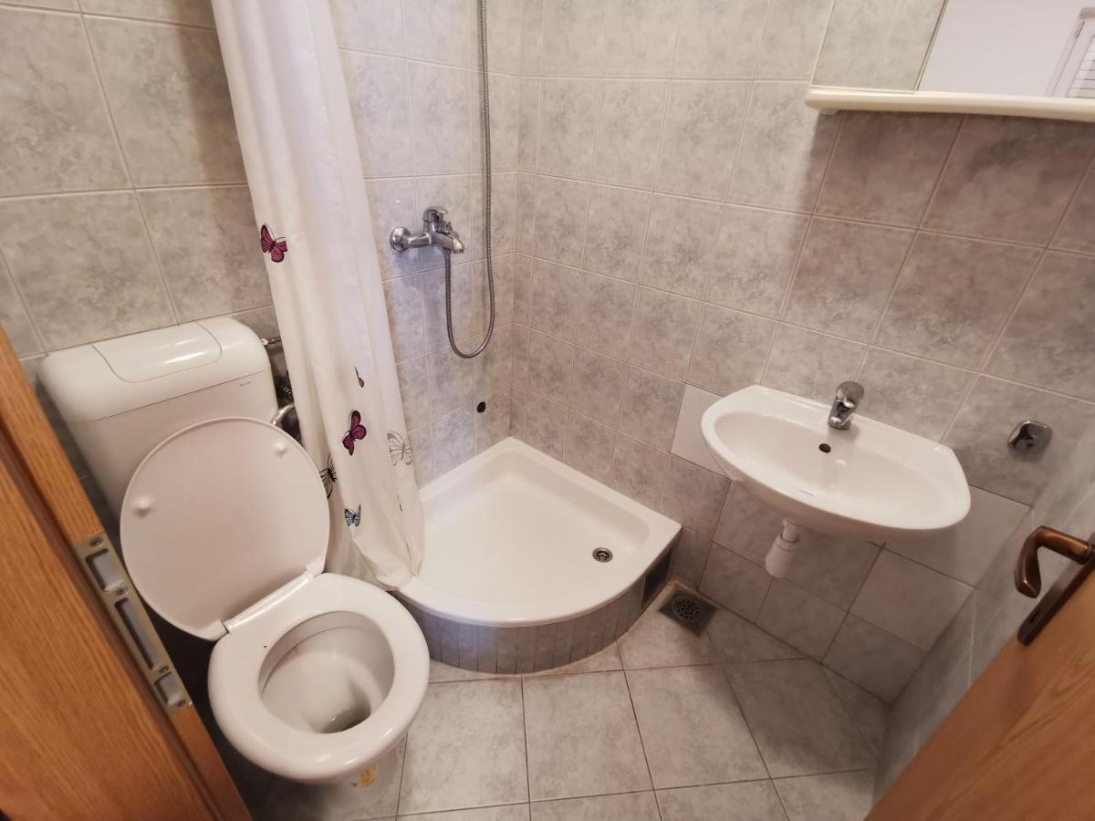 Apartments Patrick Baška Voda Екстериор снимка