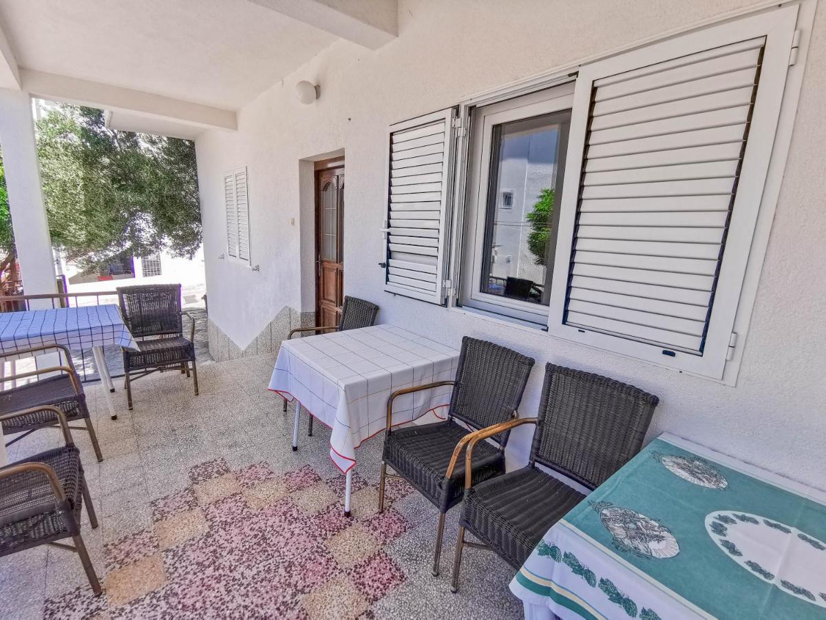 Apartments Patrick Baška Voda Екстериор снимка